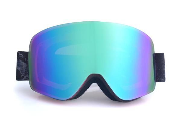 Head Custom Ski Goggles High Density Foam Anti Slip Strong Magnetic Helmet
