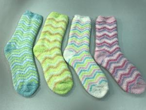 China Machine Washable Winter Indoor Socks for Daily Wear Comfort and Durability wholesale