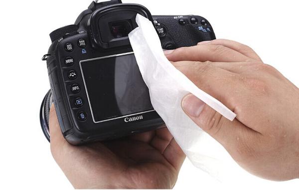 Disposable single packed customized lens wipes