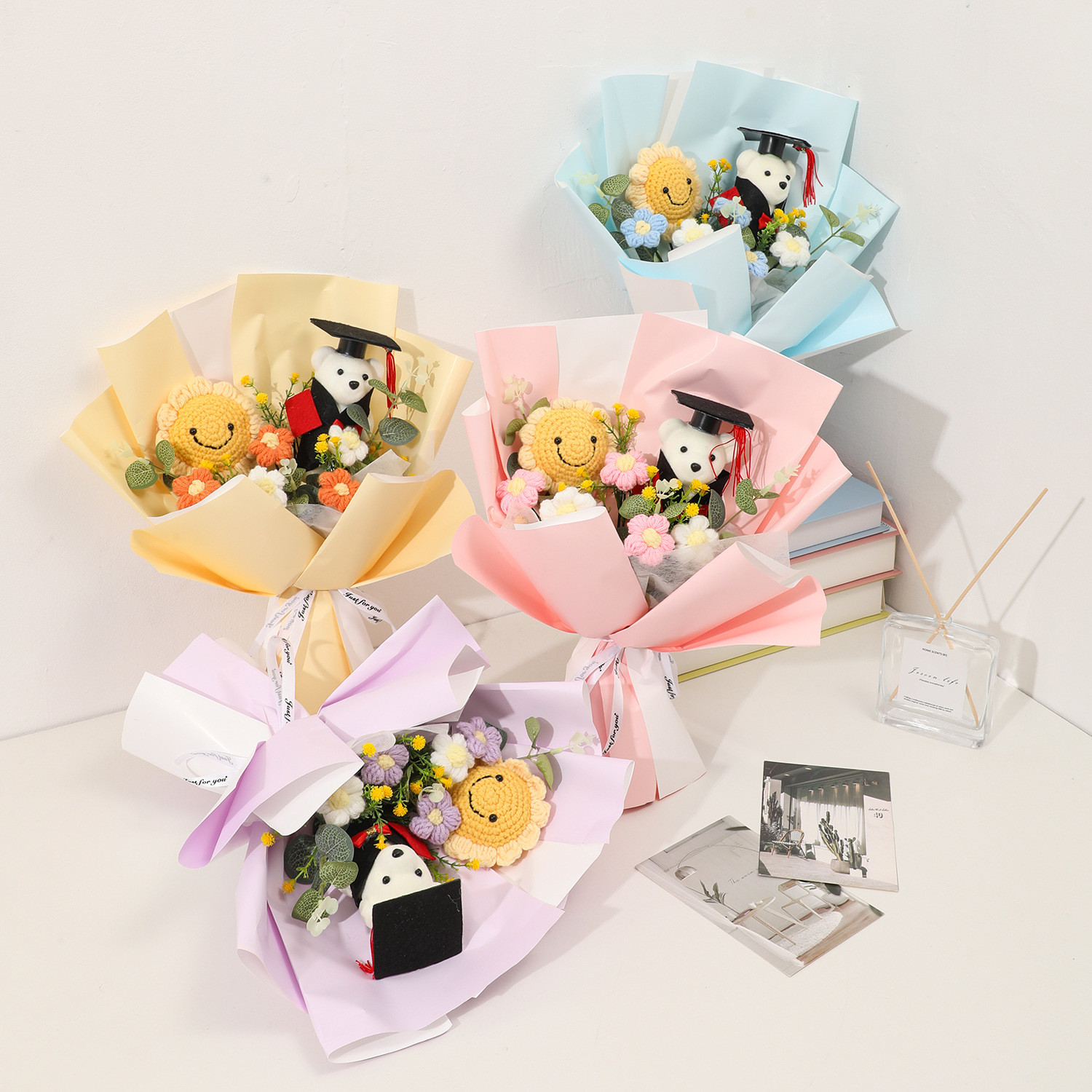 Doctor Bear graduation bouquet sunflower knitted wool knitted finished product simulation flower college entrance examination encouragement gift