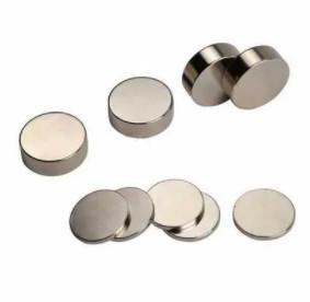 China Industrial Permanent Cylinder Magnet Customzied Round NdFeB Magnets wholesale
