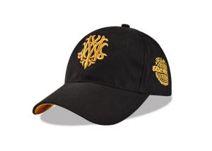 China 5 Panel Black Cotton Baseball Cap Twill Sandwich Embroidery Gold Logo Anti - Dust wholesale