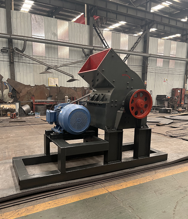 90kw Clay Brick Making Machine 30-55t/H Productivity Hammer Crusher