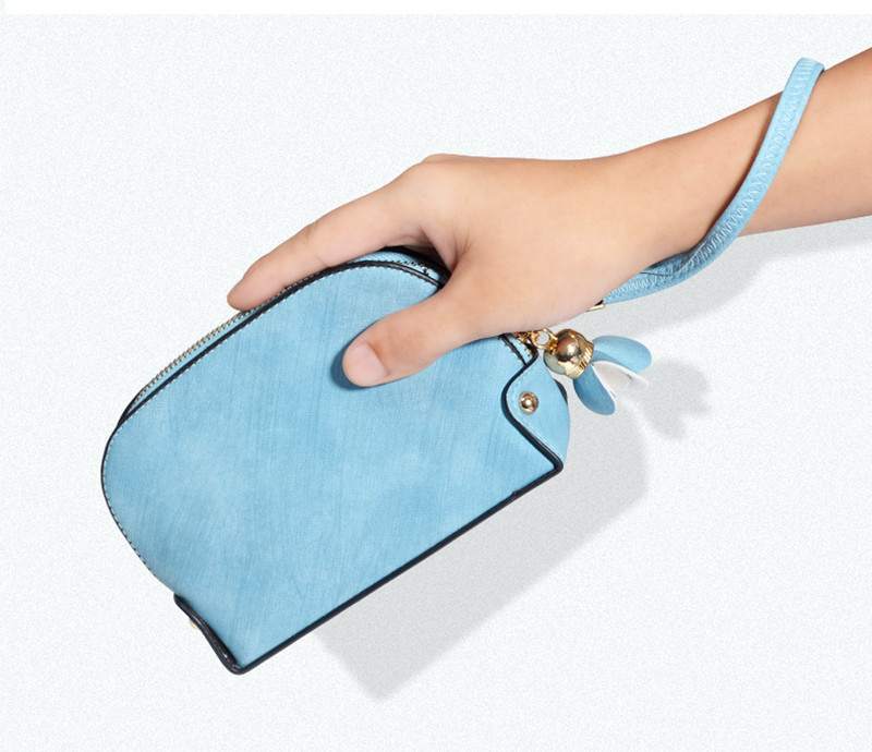 Large Capacity Half Moon Shape Plain PU Make Up Bags With Tassel