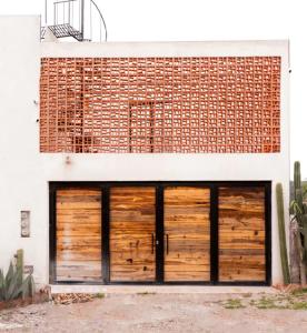 China Red Terracotta Screen Block 100% Natural Clay For Interior And Outdoor Wall wholesale