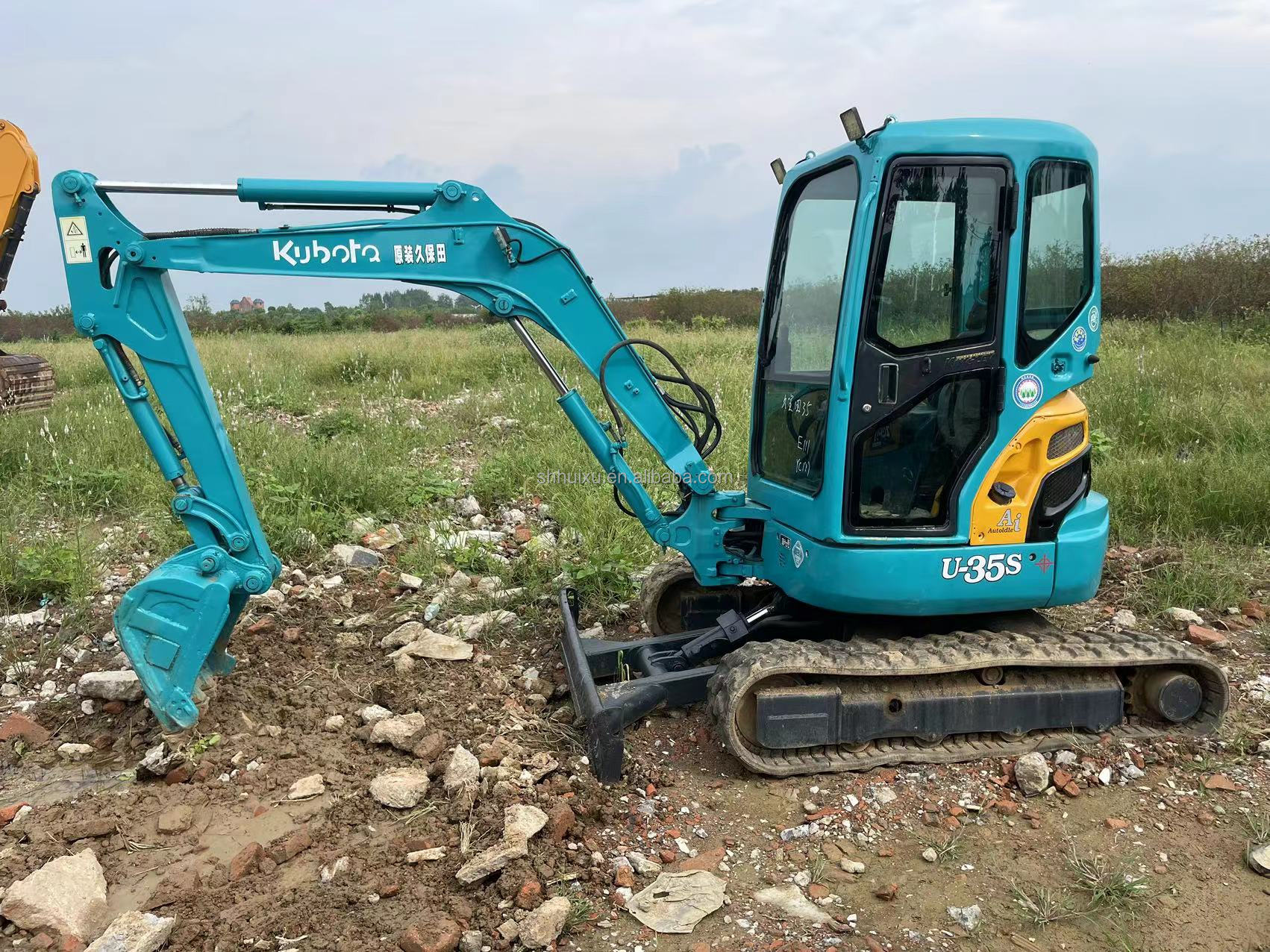 used mini Kubota U35S excavator second hand excavator in japan Kubota u35 mini excavator