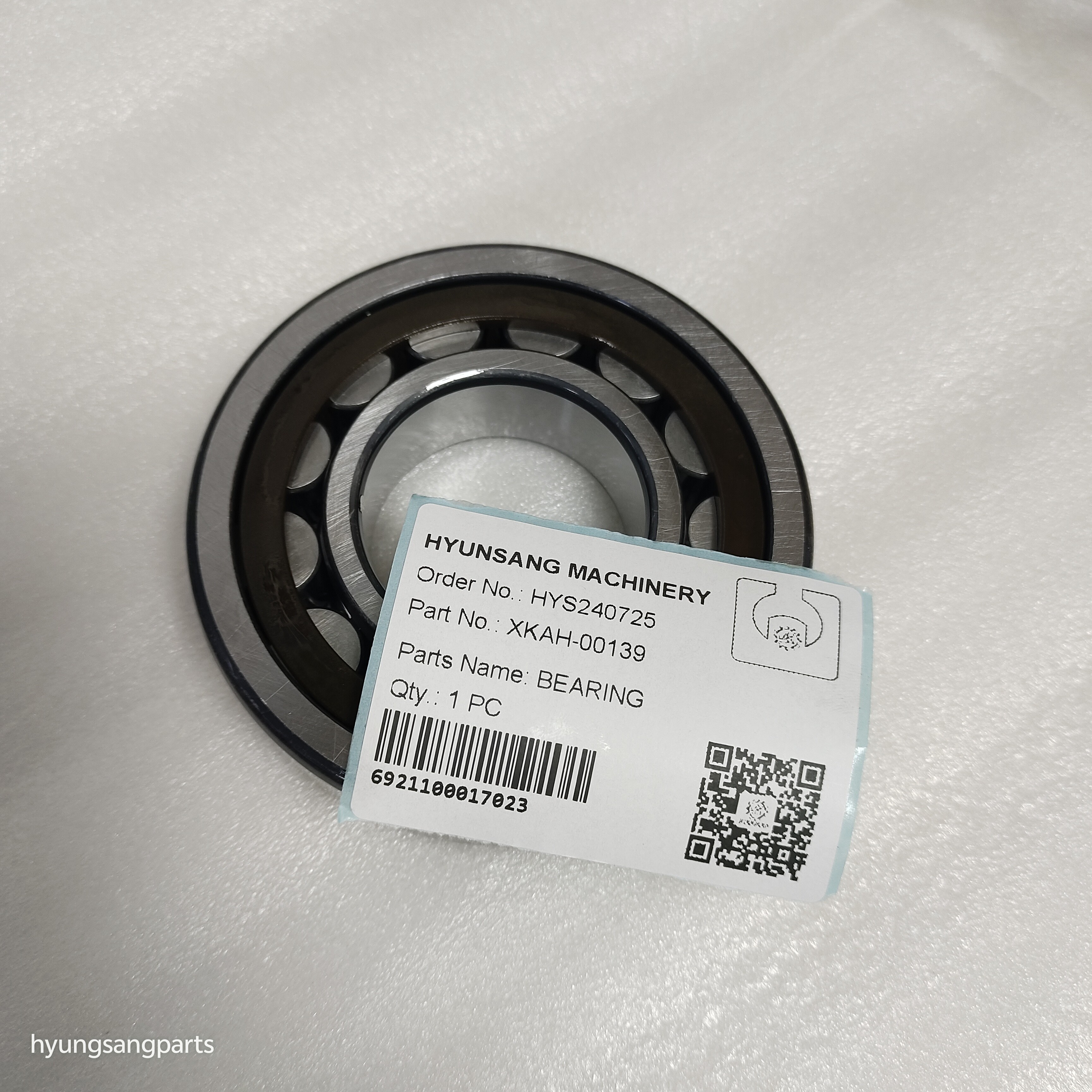 Swing Motor Parts Bearing XKAH-00139 XKAH00139 For R160LC7 R250LC7 R290LC7
