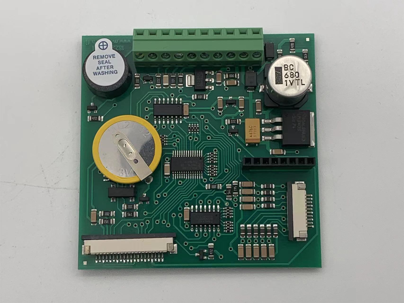 6 Layer 2 Oz Prototype PCB Assembly Black Soldmask White Silkscreen Green Surface