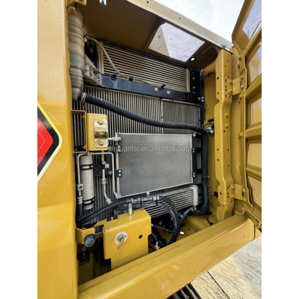 Used CAT320GC excavator with overall soft steel design and 20000 KG machine weight