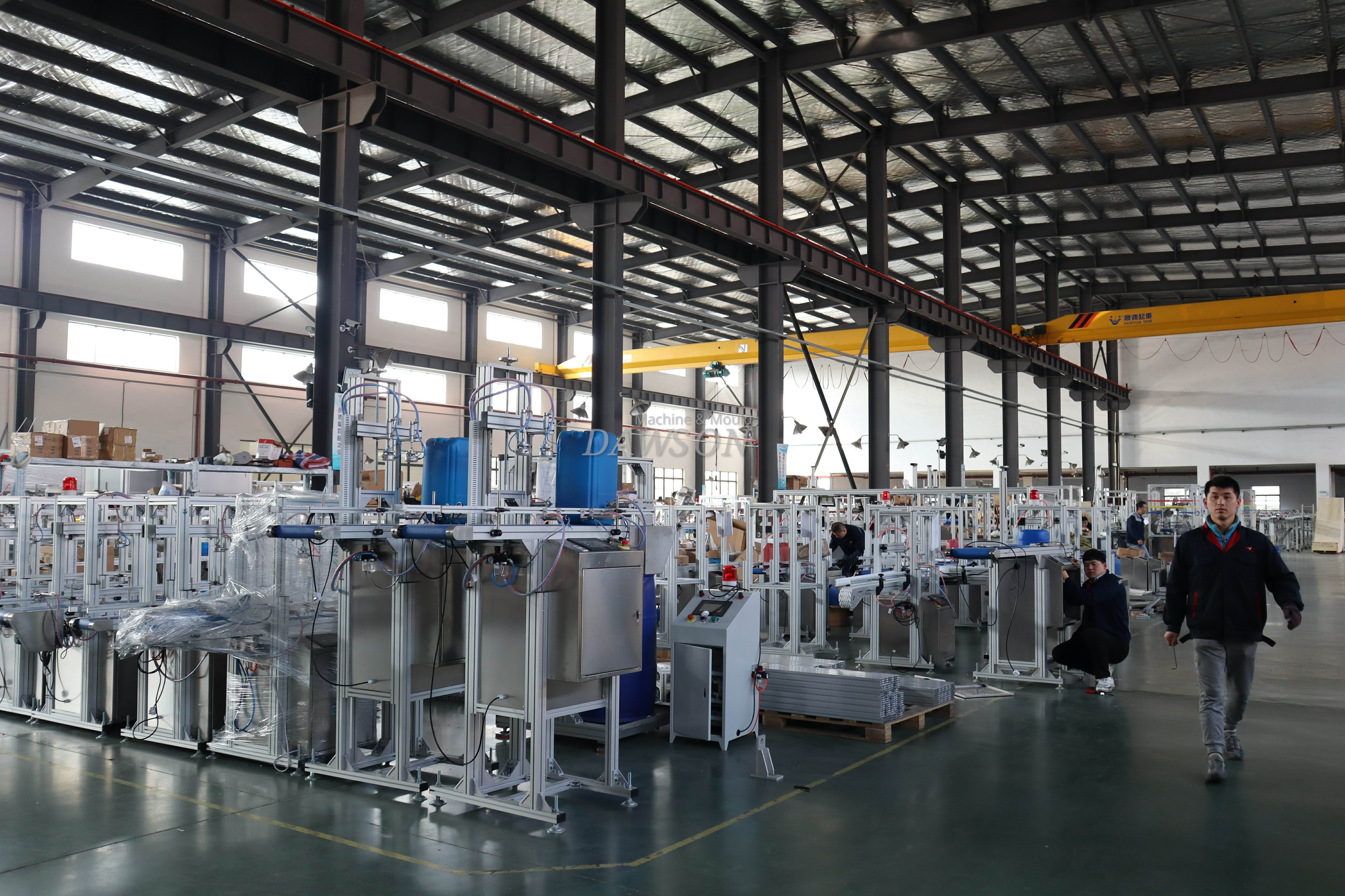 4 Head Automatic Equipment Plastic bottle jerrycan Injection Oil Bottles Molding Leak Tester Machine