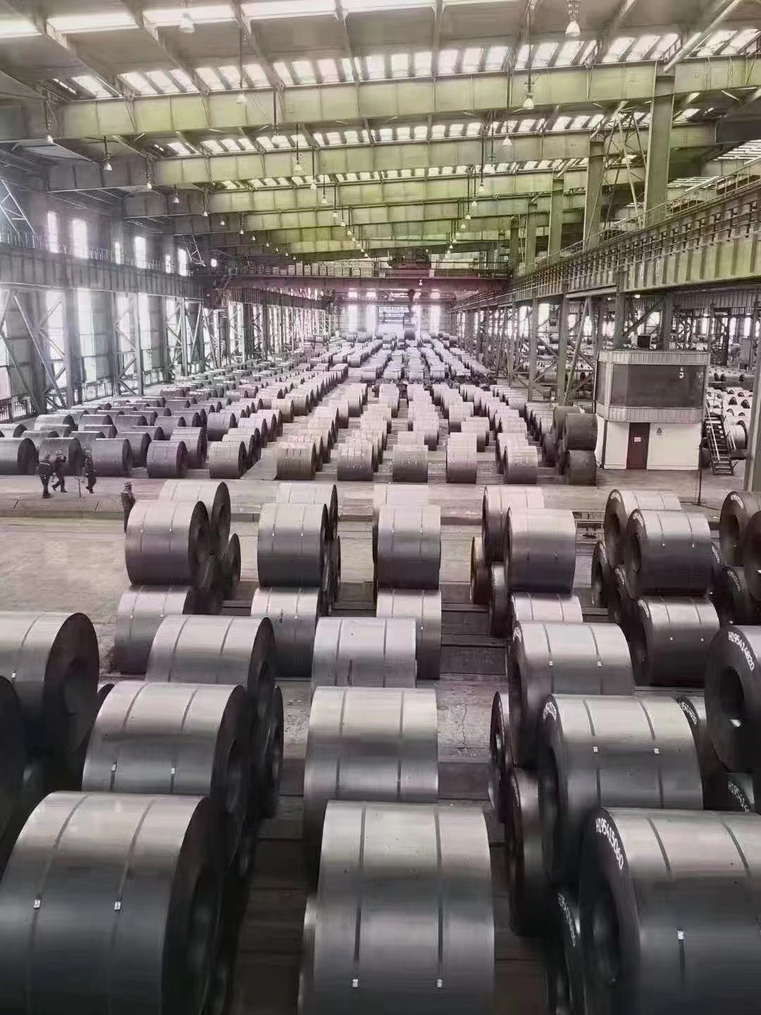 3 - 5MT Hot Rolled Stainless Steel HR Coil 1000 - 1550mm Width