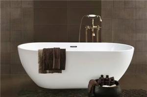 China Simple Modern Acrylic Massage Bathtub / Small Stand Alone Tub Excellent Heat Retention wholesale