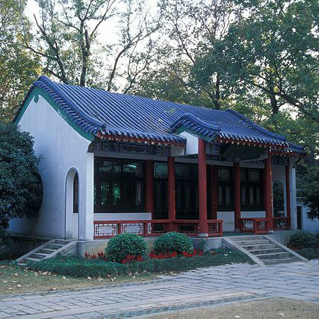 Construction Material Chinese Glazed Roof Tiles Blue Kaolin Clay Villa
