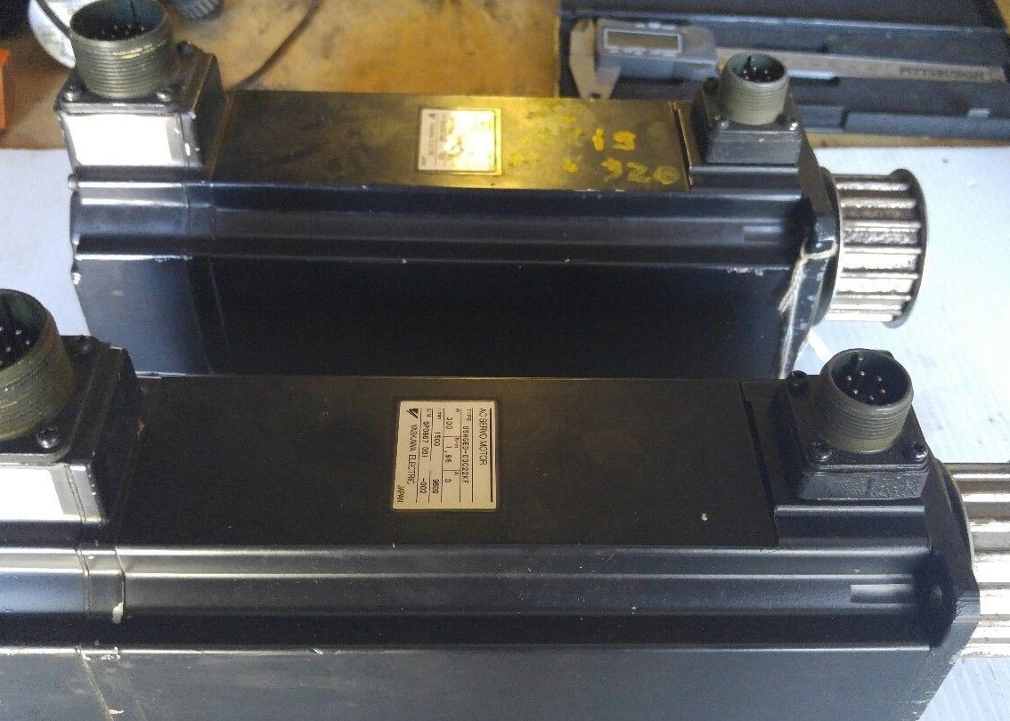 YASKAWA USAGED-20A22K SERVO MOTOR AC 19 AMP 1.8 KW 1500 RPM Industrial Servo Motor