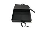CMYK Color White Magnetic Closure Box Handmade Sturdy Wedding Gift Packing