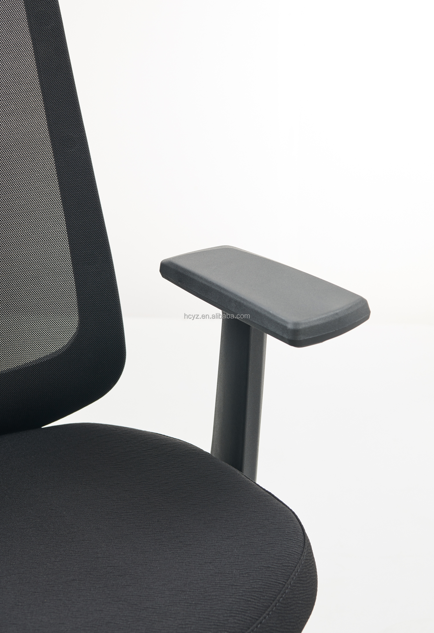 General Commercial Furniture M-062B Mesh Swivel Office Visitor Chair for Conference