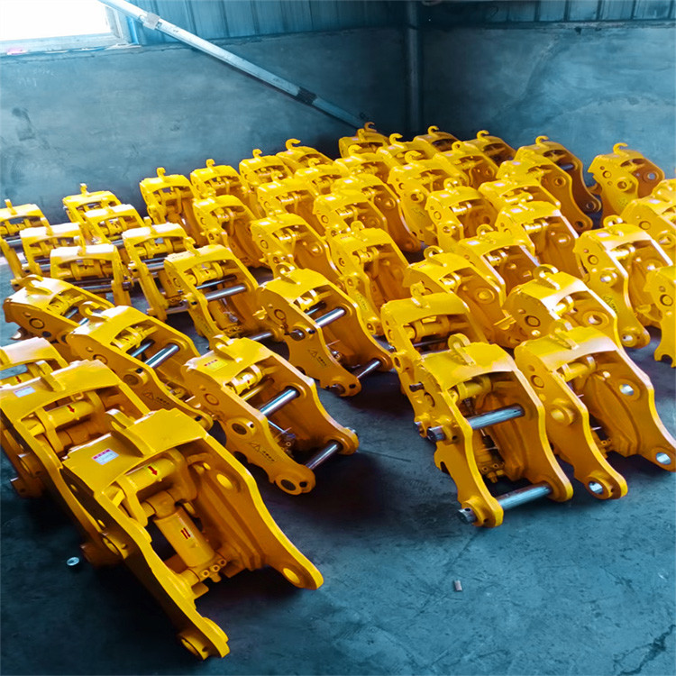 Antirust Backhoe Quick Coupler , Hydraulic Quick Hitch For Excavator Cat Hitachi