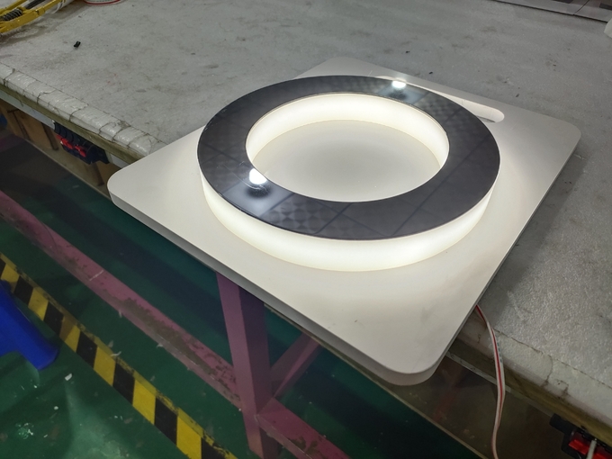 Golden LED Edge Lit Signs Electroplated Brass Finished UL CE RoHs Certified