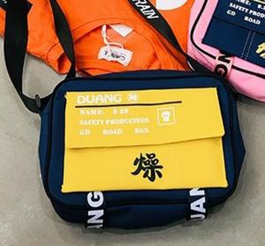 China New men's and women's polyester waterproof shoulder bag slung personality street fashion bag wholesale