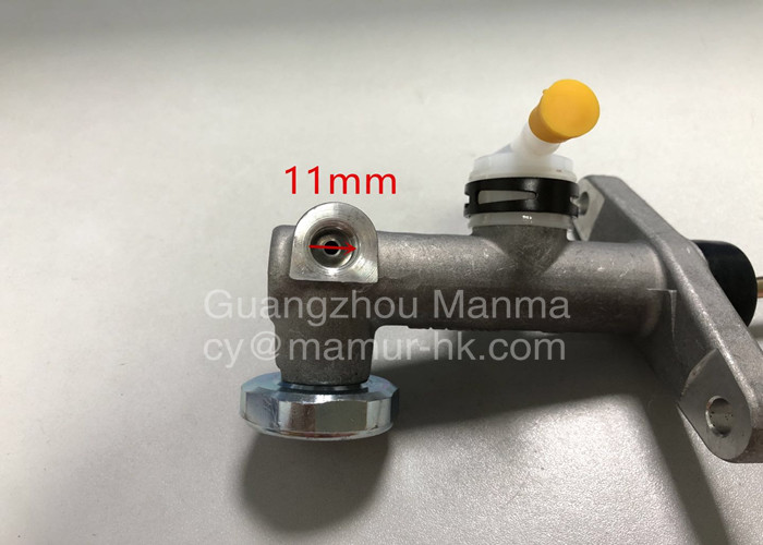 ISUZU Clutch Master Cylinder For NKR JAC 1040 8-98117645-0