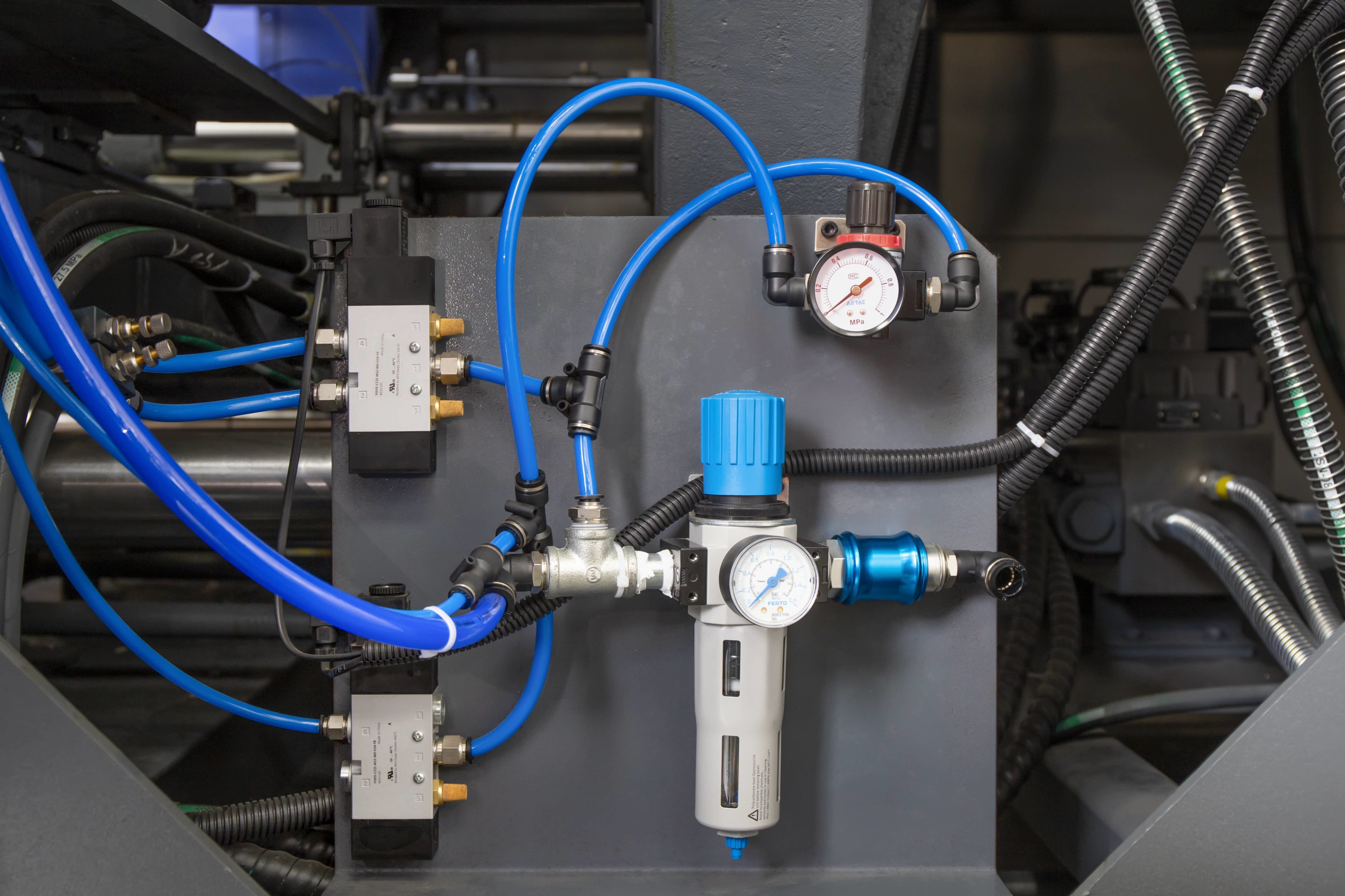 1 Liter Chemical Bottle Extrusion Blow Molding Machine 0.6MPA Single Station