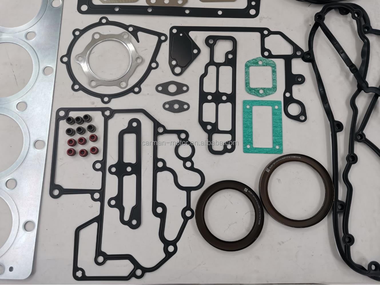 Overhaul Gasket Kit for SINOTRUK Sitrak MAN MC13 Engine Parts 201V03901-0402 Cylinder Head Gasket Repair Kit