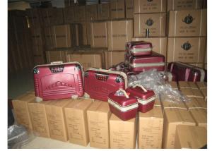 China 21 / 24 / 26 Inch Women ' s 3 Piece Luggage Sets With Oxford Cloth Lining wholesale