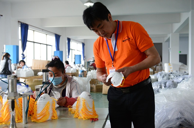 DM009V Series Three Layers Protective Cup Face Masks for Construction FFP2 Standard