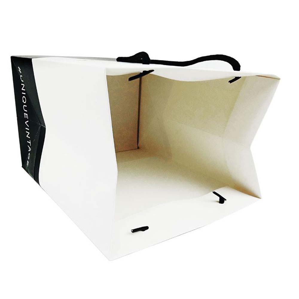 OEM Customized Designs Luxury Matte Gift Shopping Paper Bag With Logo For Clothing Shoes