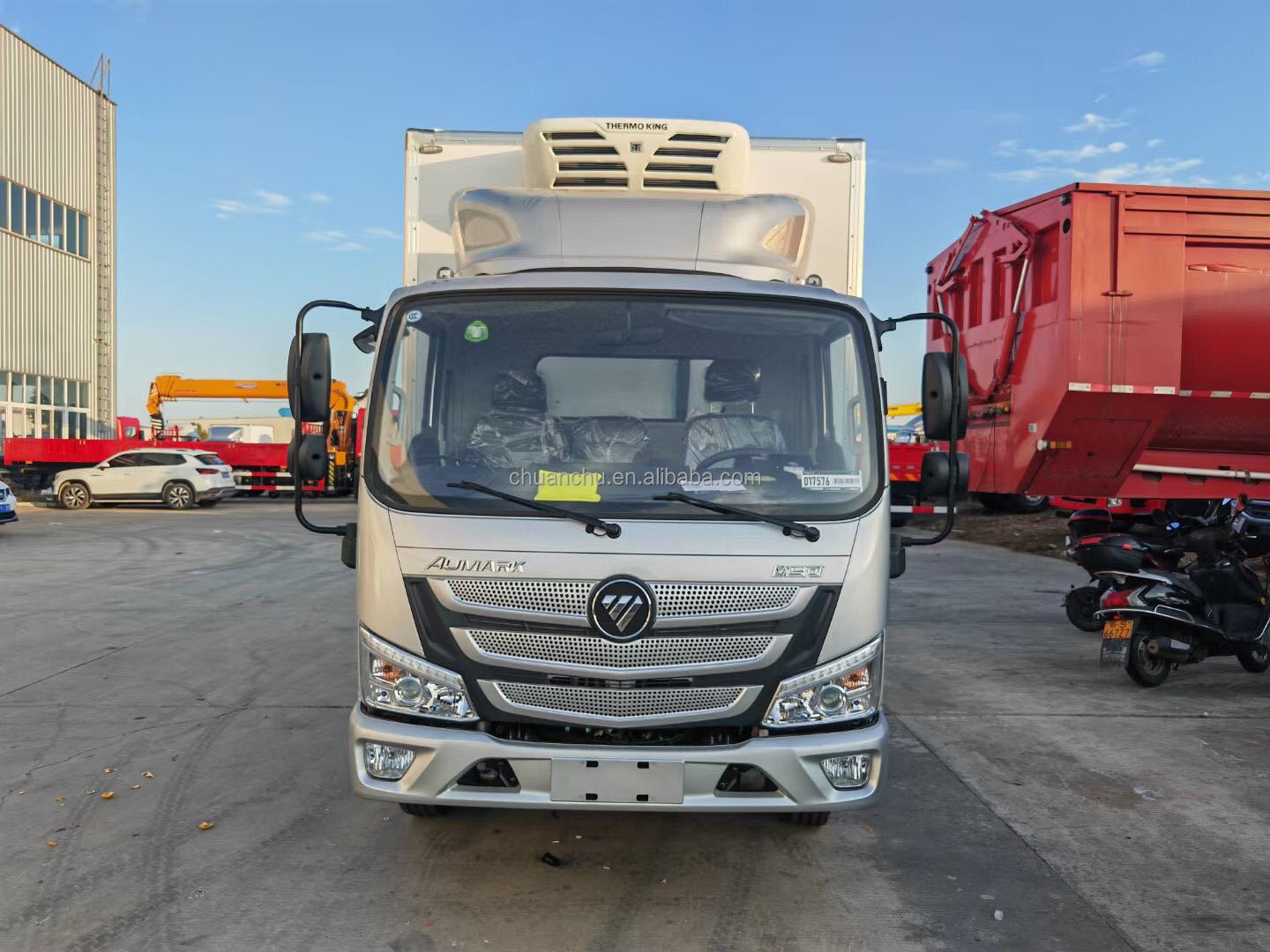 FOTON 4x2 Refrigerated Cold Room Truck Horsepower 150hp Freezer Delivery Truck