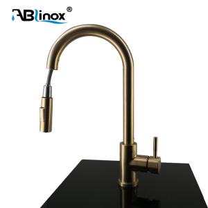 China SUS304 Removable Spray Gold Pull Out Kitchen Faucet wholesale