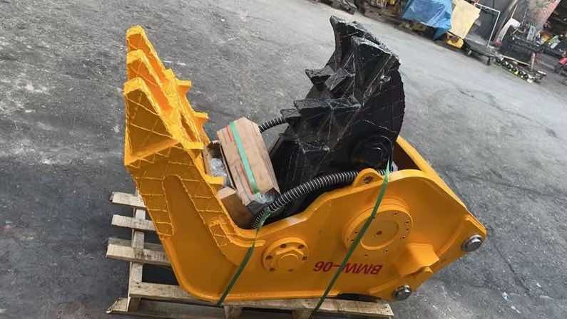 High Quality Wear Resistance Excavator Attachment Hydraulic Crusher Pulverizer For SK130, HD820