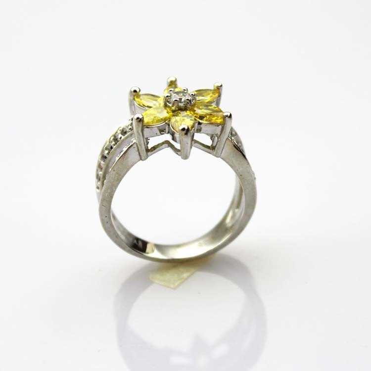 Designer Jewelry Sterling Silver with Yellow Cubic Zircon Flower Gemstone Ring （R0012）