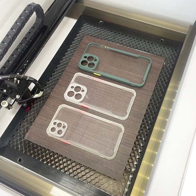 200W CO2 PVC Screen Protector Laser Cutting Machine Custom Mobile Skin Design Software