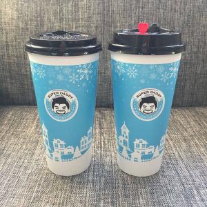 China Optional Color 16oz Disposable Paper Cups With Lids Food Grade Ink For Boba Tea Shops wholesale