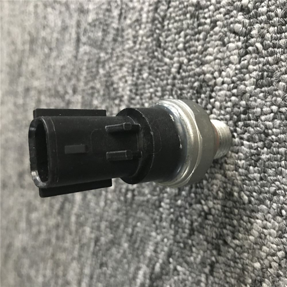 Excavator Oil Pressure Sensor 4076930-3488 6D102 For Komatsu PC200-7/8