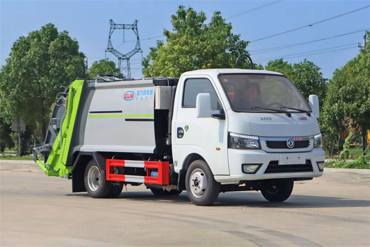6cbm Compactor Garbage Truck 136HP Waste Garbage Collection And Transportation