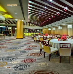 China Restaurant Fire Resistant Carpet 80% New Zealand Wool 20% Nylon wholesale