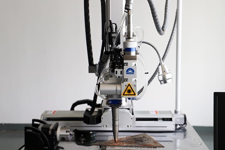 Wobble Welding Head Laser Welding Machine For Lithium Ion Batteries 18650