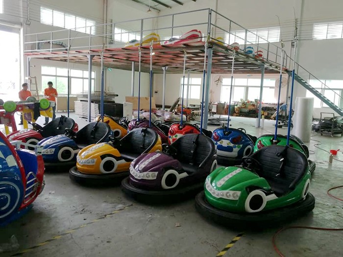 Sky Net Model Kiddie Bumper Cars Green / Red / Blue / Yellow Color For Theme Park