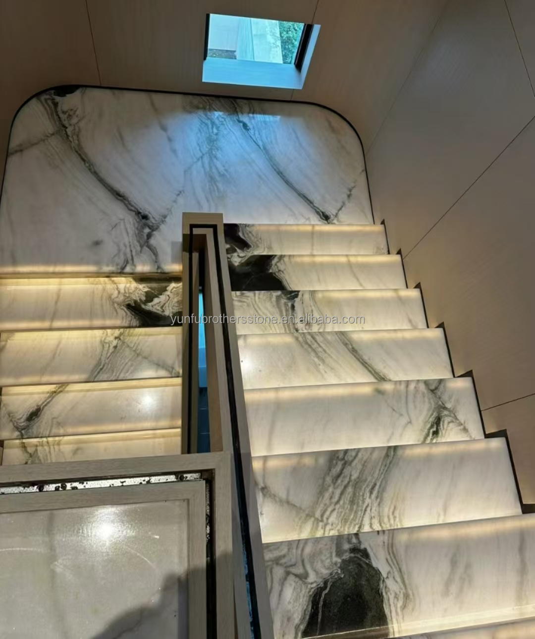 Bookmatched Panda White Marble Stair for Modern Interior Design in Professional Hotel