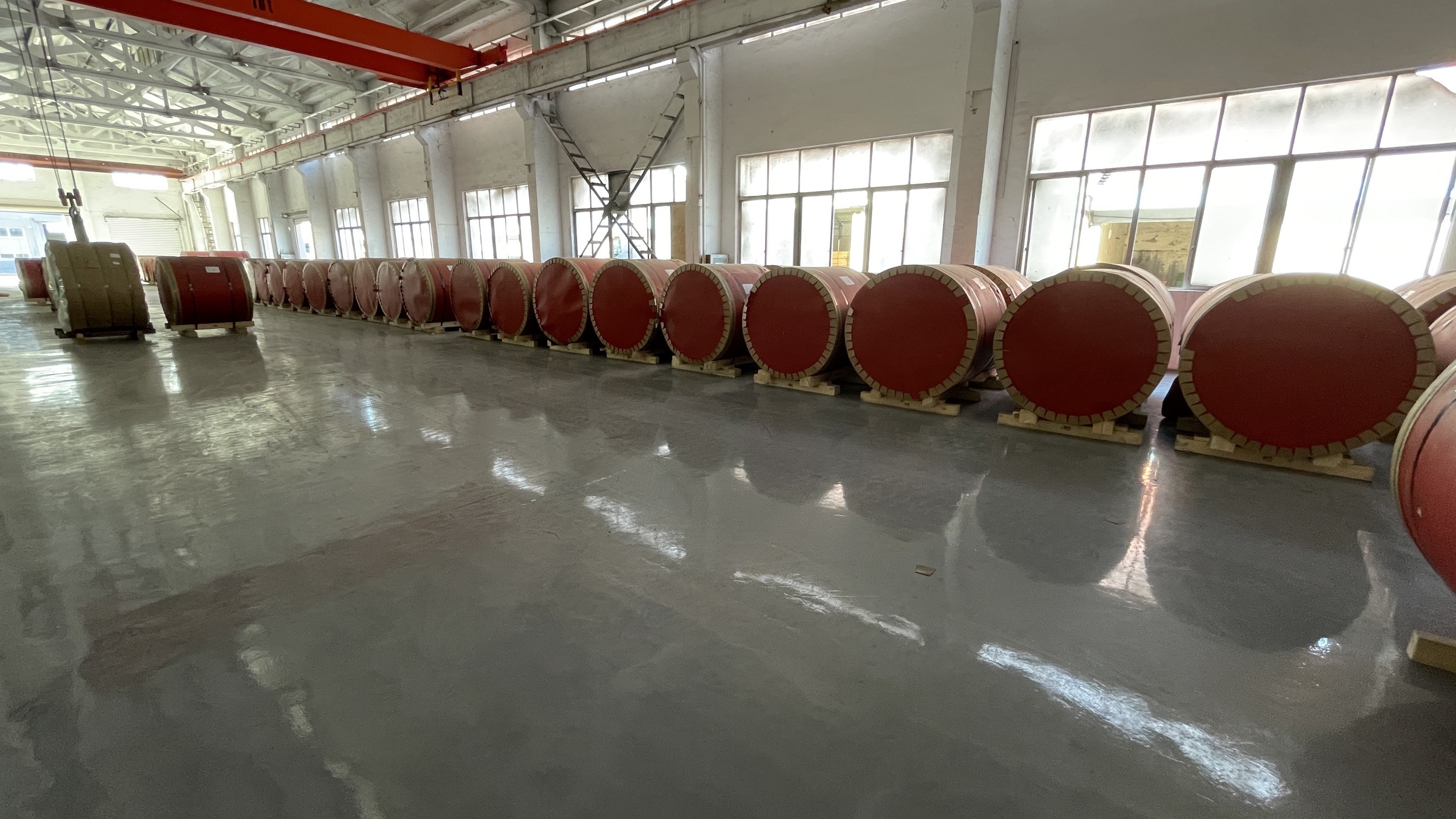 PVDF Metal Roofing Coil 1250mm Coated Aluminum Coil Color Roll 1050 1060