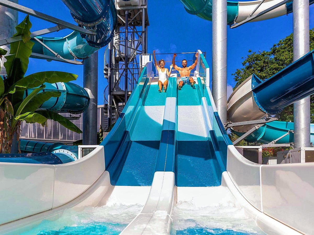 Amusement Park Rides Swimming Pool Equipment Sea Water Fiberglass Slide