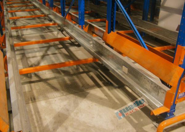 Quality Heavy Load Radio Shuttle Racking , Pallet Shuttle Racking Battery Powered for sale