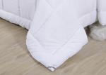Full Size White 85gsm 7Dx64mm Polyester Comforter Set