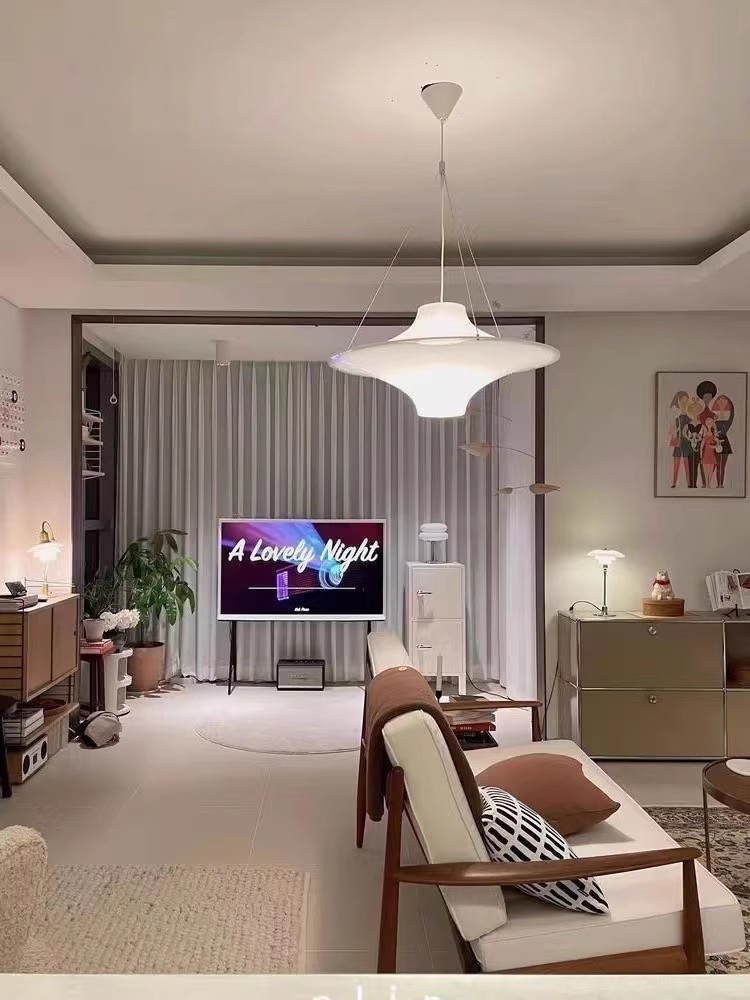 Italian Cream Style LED Pendant Light Designer Dining Simple Acrylic Flying Saucer Replic Lamp(WH-AP-596)