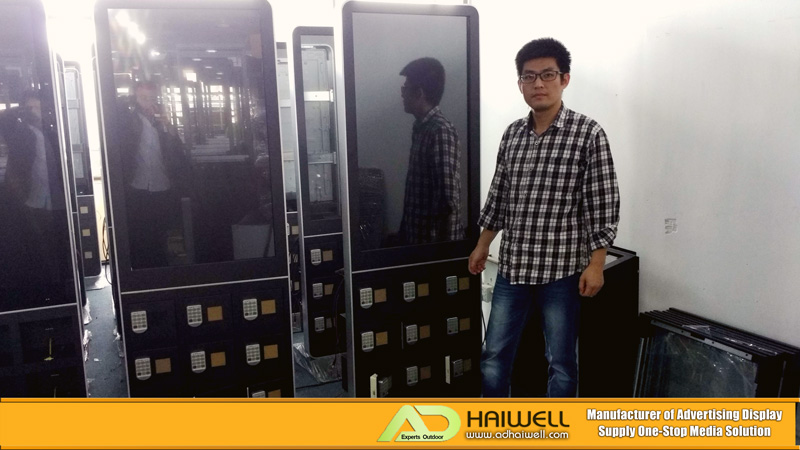 China-Supplier-Moble-Phone-Charging-Station-Digital-Signage-Totem
