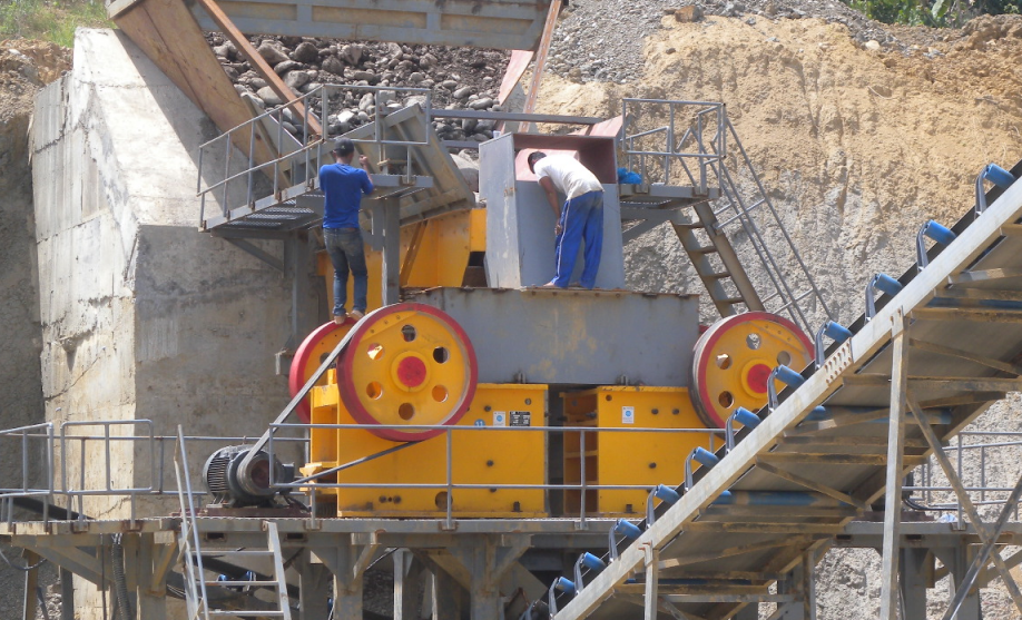 Primary Stage PE-500x700 Jaw Crusher Machine For River Gravel Crushing Plant