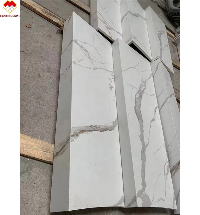Customized Polished or Matte Calacatta White Marble Look Porcelain Tile Stairs Mohs 6-7 Hardness