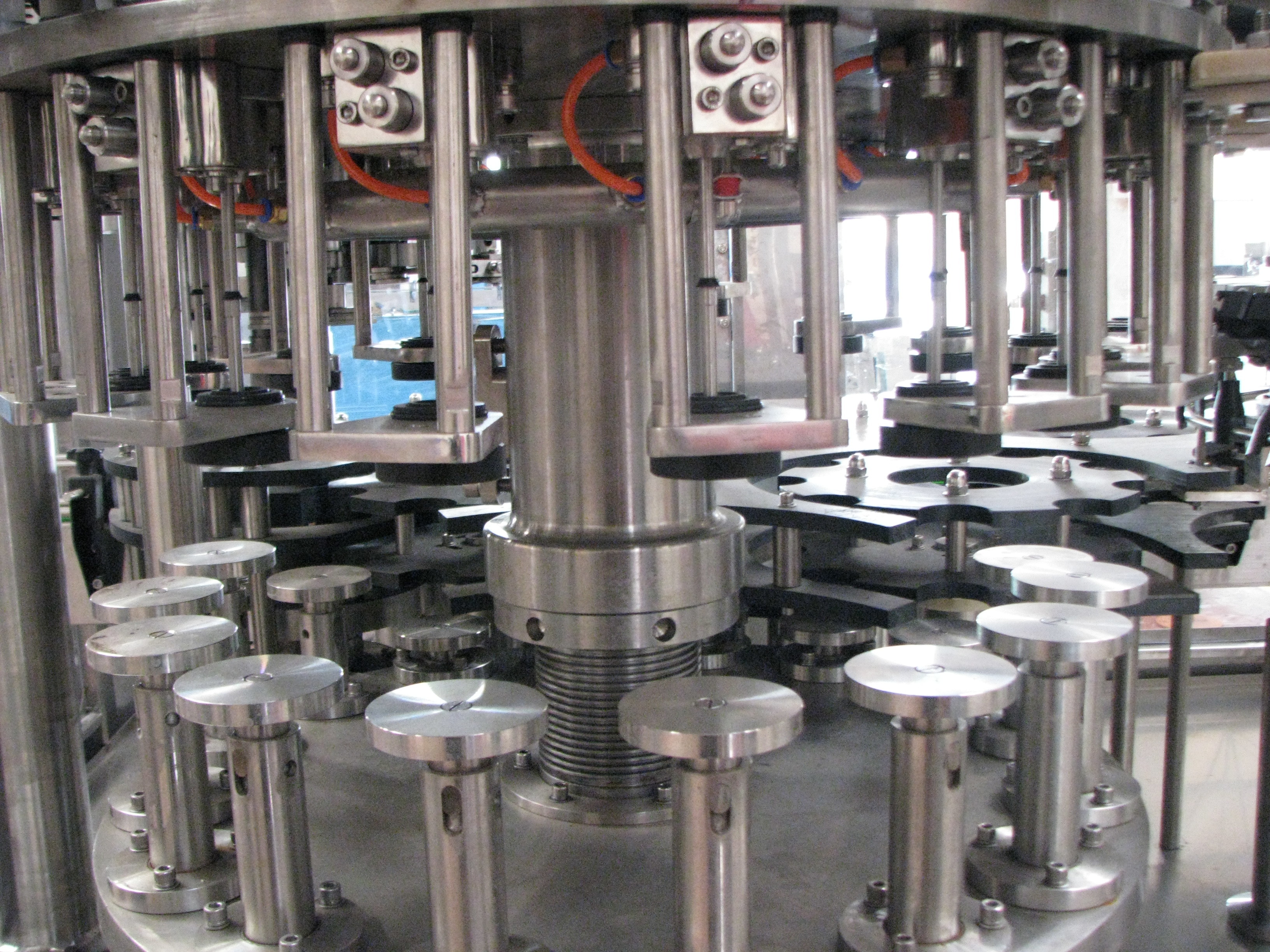 12 Oz Commercial Brewery Production Line Bottle Filling Machine 6000BPH - 8000BPH